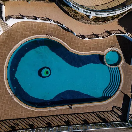 Sunshine Country Club Sun